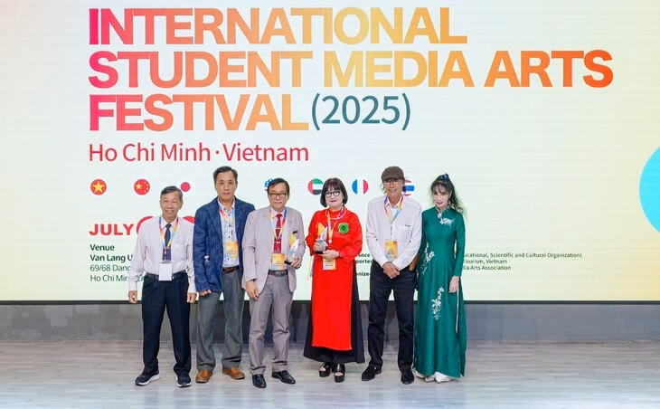 Liên hoan phim sinh viên quốc tế 2025: Sáng tạo xanh vì môi trường Làm phim ngắn trong 72 tiếng cùng các chuyên gia quốc tế - Ảnh 3.