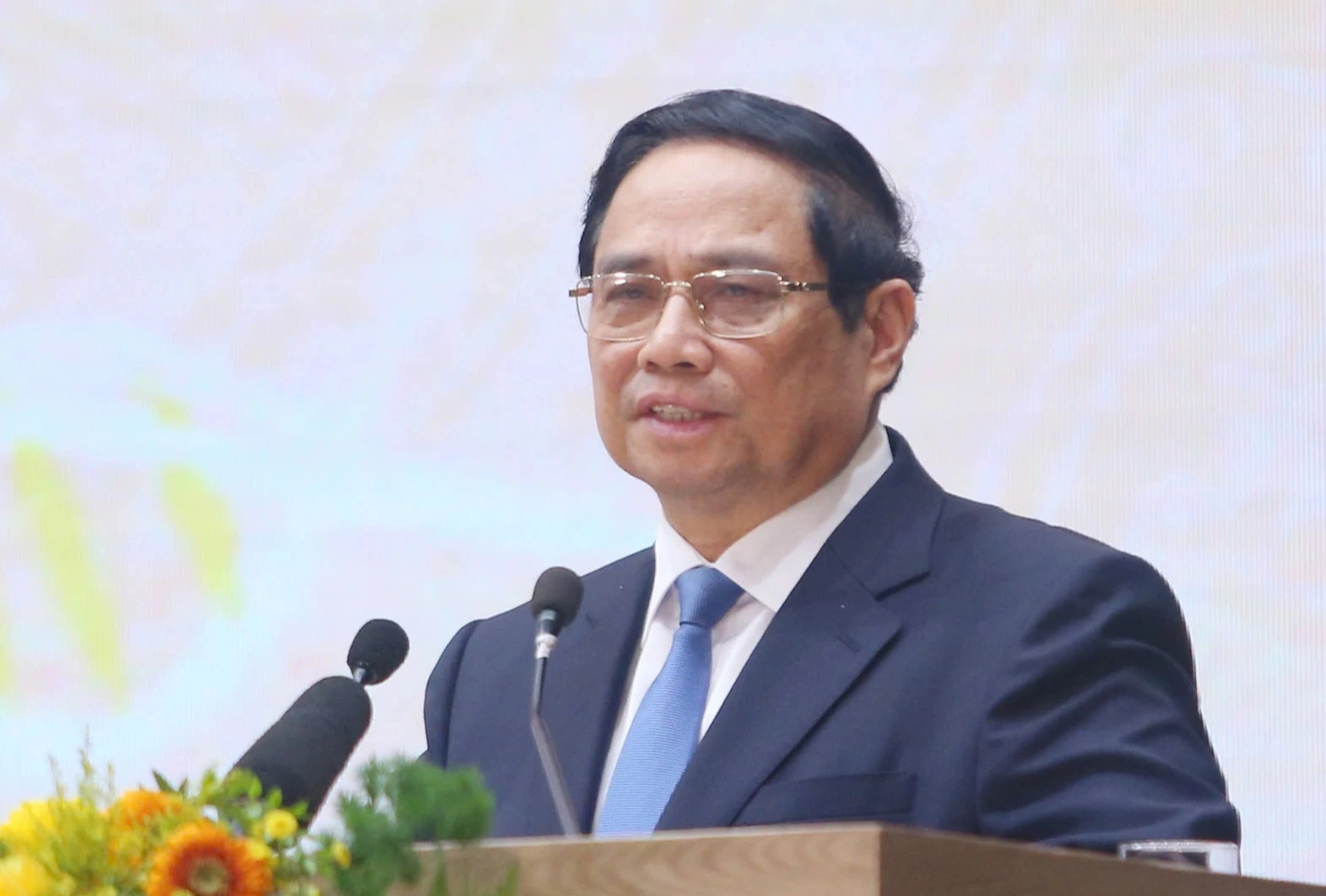 Tăng tốc xác định danh tính liệt sĩ bằng giám định ADN Thủ tướng Phạm Minh Chính phát biểu tại hội nghị