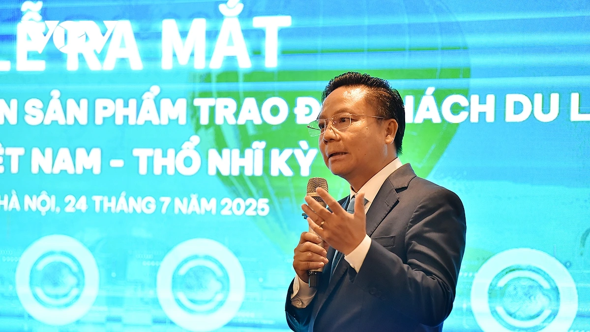 Ông Trương Quốc Hùng, Chủ tịch HUTC phát biểu tại Hội thảo.