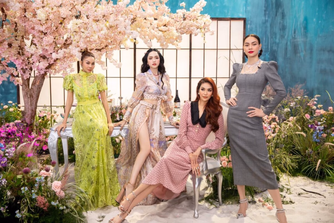 Trấn Thành và Hà Tăng có quy tắc gì để giữ tình bạn bền chặt? Hồ Ngọc Hà và Thanh Hằng khẳng định tham gia show thực tế chung nhưng cũng không ảnh hưởng đến tình bạn