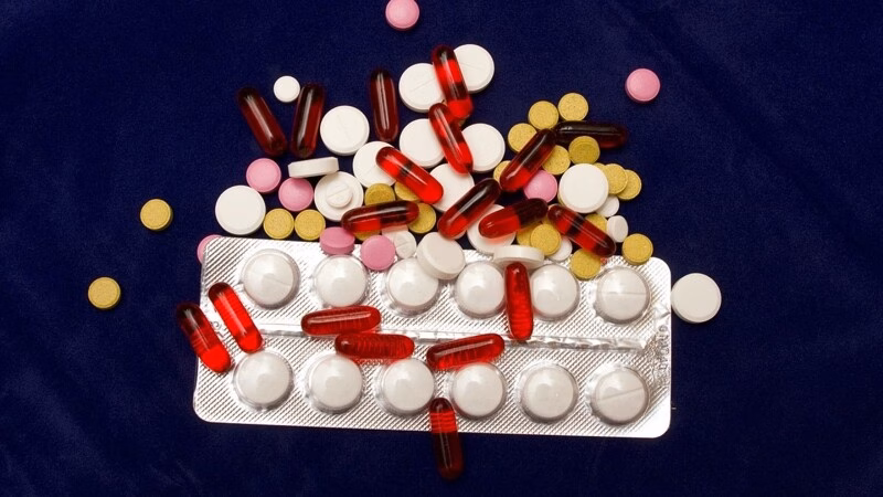 Corticoid có cả trong một số loại thuốc bôi ngoài da.