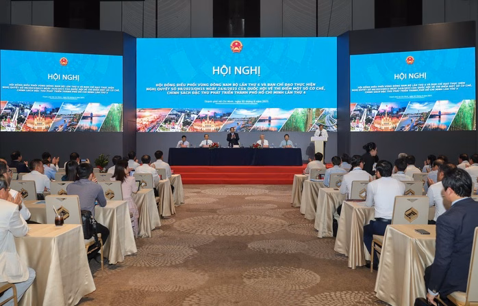 Quang cảnh hội nghị
