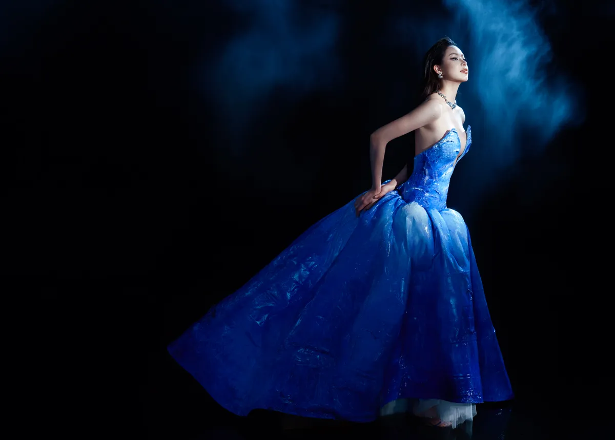 Hoa hậu Thanh Thủy làm nàng thơ trong BST “The Light of Water” - Ảnh5.