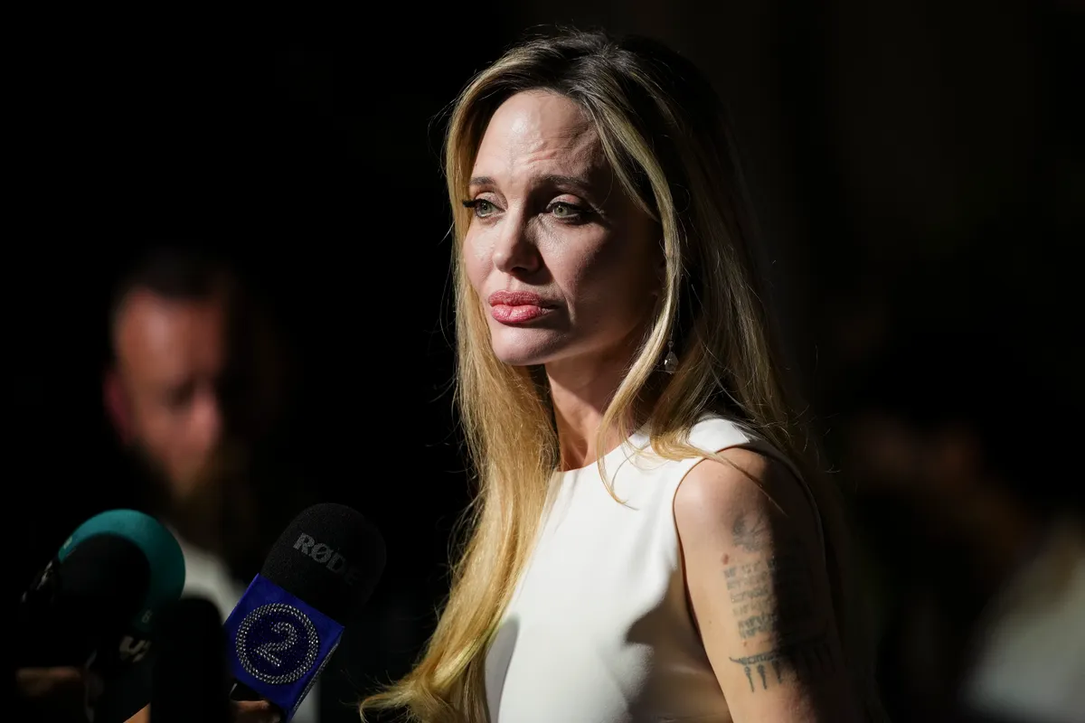 Angelina Jolie tại Cannes Angelina Jolie tại Cannes