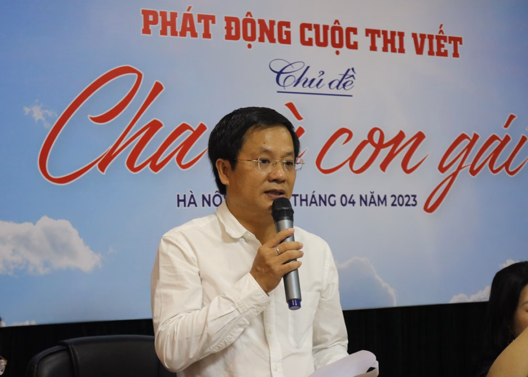 Nhà báo Hồ Minh Chiến - Tổng biên tập Tạp chí Gia đình Việt Nam Nhà báo Hồ Minh Chiến - Tổng biên tập Tạp chí Gia đình Việt Nam