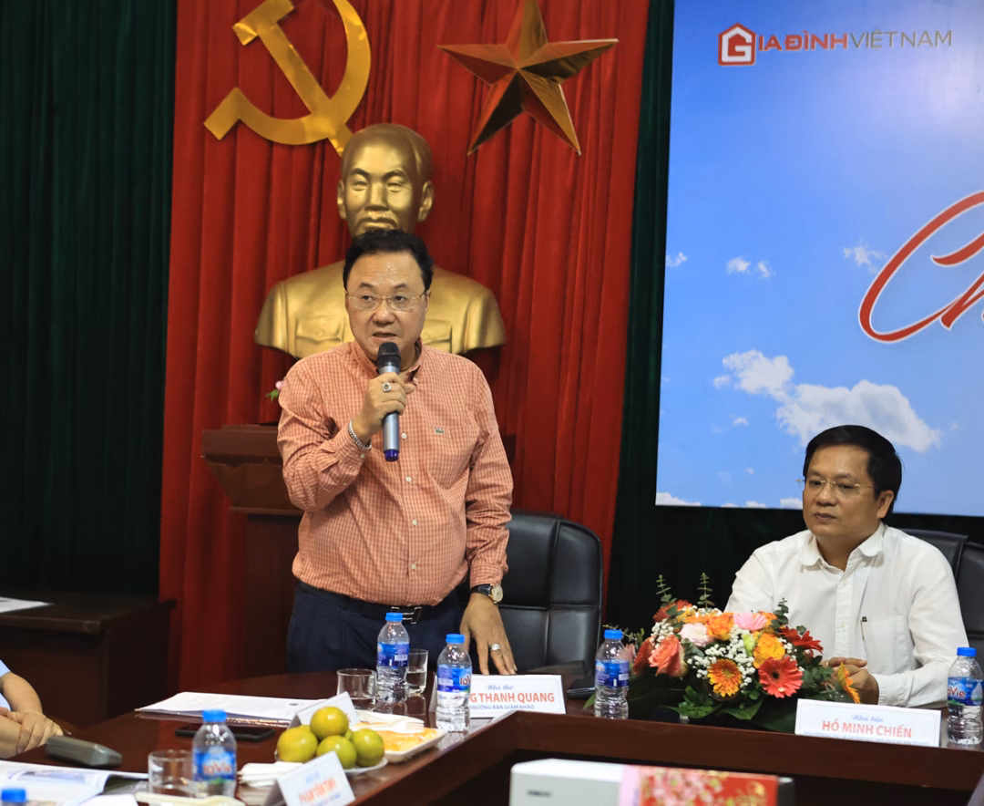 Nhà thơ Hồng Thanh Quang - Trưởng Ban giám khảo cuộc thi Nhà thơ Hồng Thanh Quang - Trưởng Ban giám khảo cuộc thi