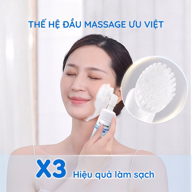 Sữa rửa mặt bọt tích hợp đầu massage silicon