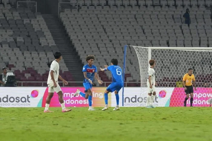 U23 Philippines chơi đầy cố gắng nhưng không thể thắng U23 Thái Lan. Ảnh: FAT
