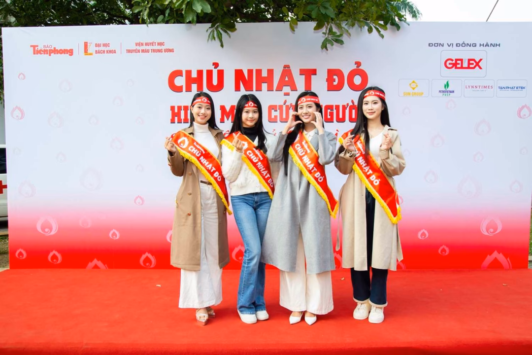 Hoa hậu Việt Nam 2024 H&agrave; Tr&uacute;c Linh v&agrave; c&aacute;c người đẹp kh&aacute;c tại Chủ Nhật Đỏ 2026