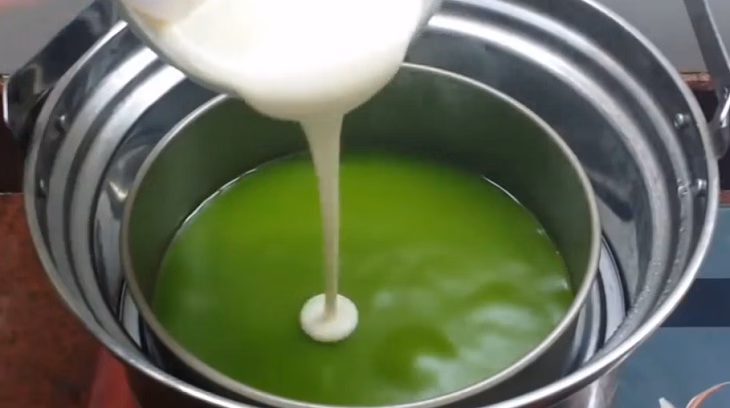 Hấp bánh da lợn