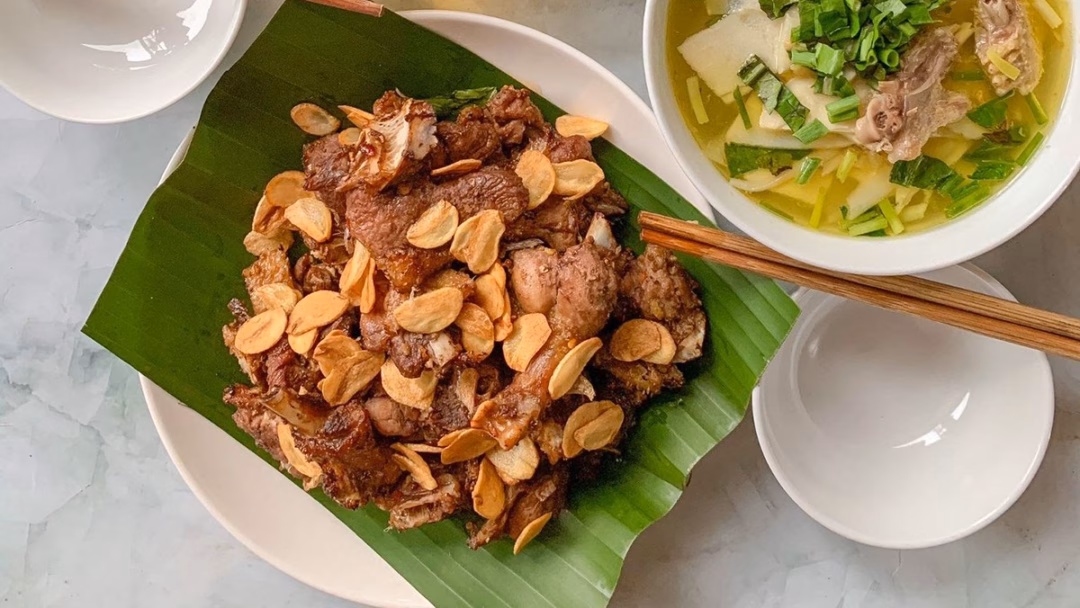 Cách làm ngan cháy tỏi hấp dẫn, ngon khó cưỡng