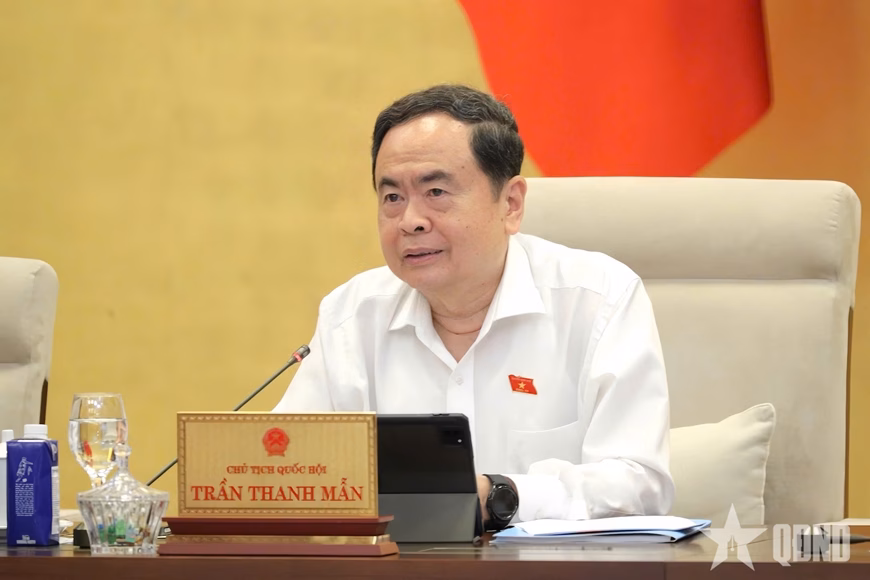 Chủ tịch Quốc hội Trần Thanh Mẫn phát biểu Chủ tịch Quốc hội Trần Thanh Mẫn phát biểu thảo luận