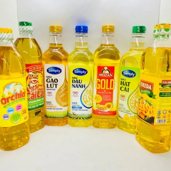 Dầu ăn chất lượng Dầu ăn thật có màu sắc và độ trong tự nhiên