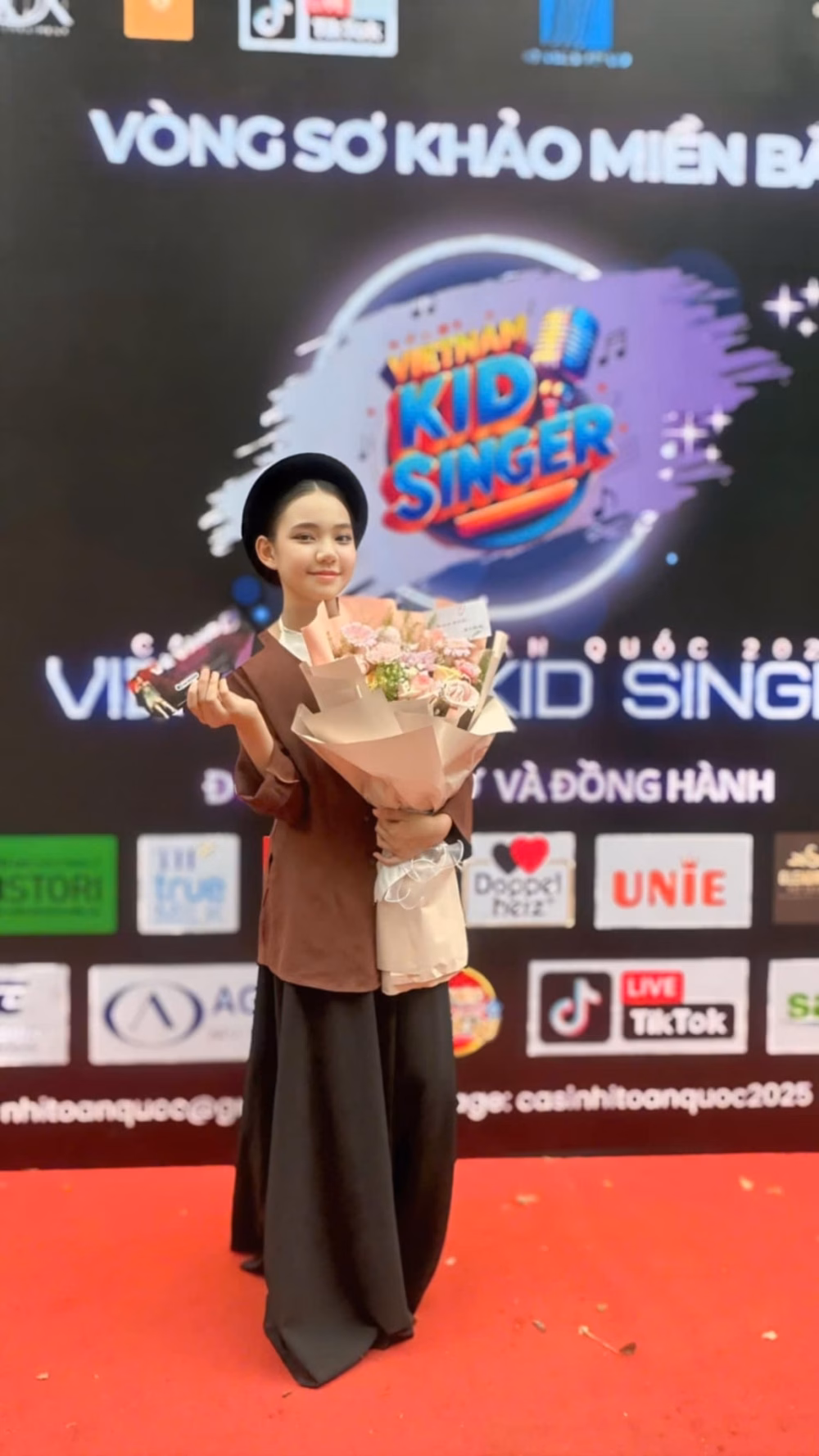 Cô bé 12 tuổi hát Xẩm cổ giành danh hiệu Ca sĩ nhí thần tượng Ca sĩ nhí Vi An- Búp sen nhỏ giữ hồn Xẩm Việt