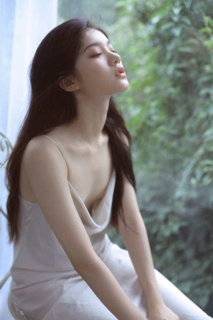 Sữa tắm mật ong dưỡng ẩm, l&agrave;m mềm da v&agrave; tăng độ s&aacute;ng tự nhi&ecirc;n