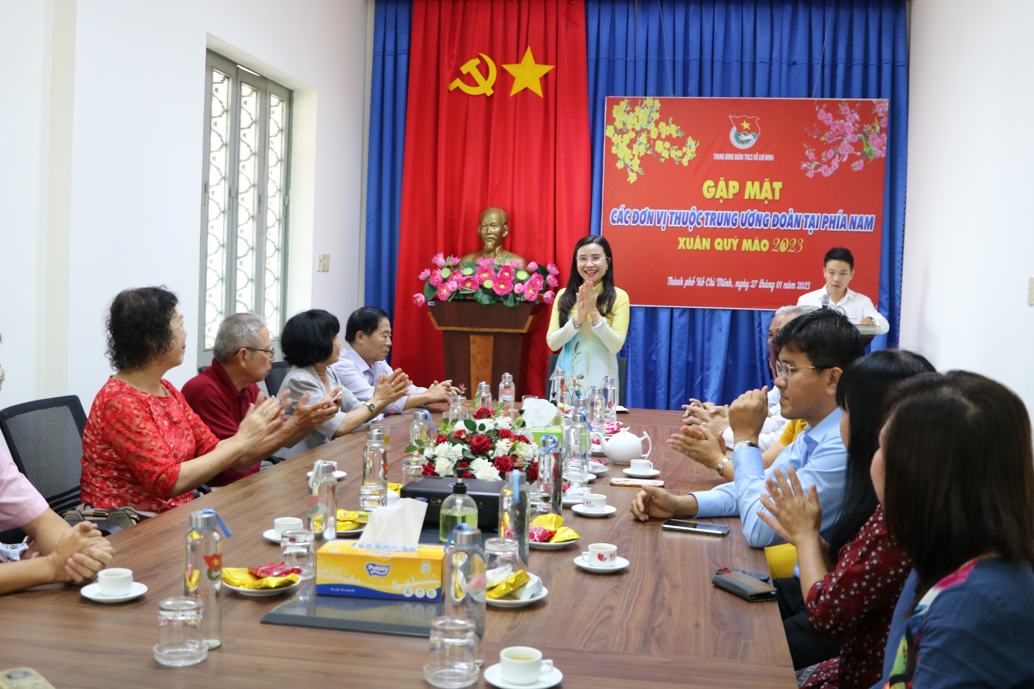 Bí thư T.Ư Đoàn Nguyễn Phạm Duy Trang chúc tết các đơn vị T.Ư Đoàn phía nam - ảnh 5