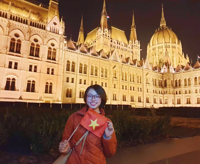 Trần Thùy Trang Trần Thùy Trang, nghiên cứu sinh tại Đại học Pennsylvania State, Mỹ
