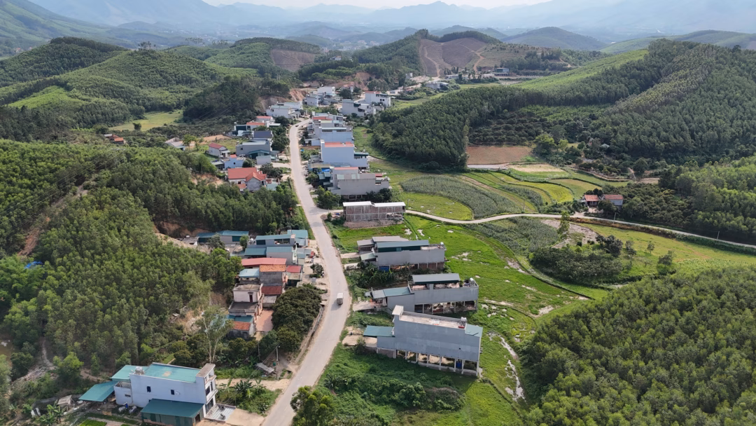 Một góc trung tâm xã Vân Sơn Một góc trung tâm xã Vân Sơn