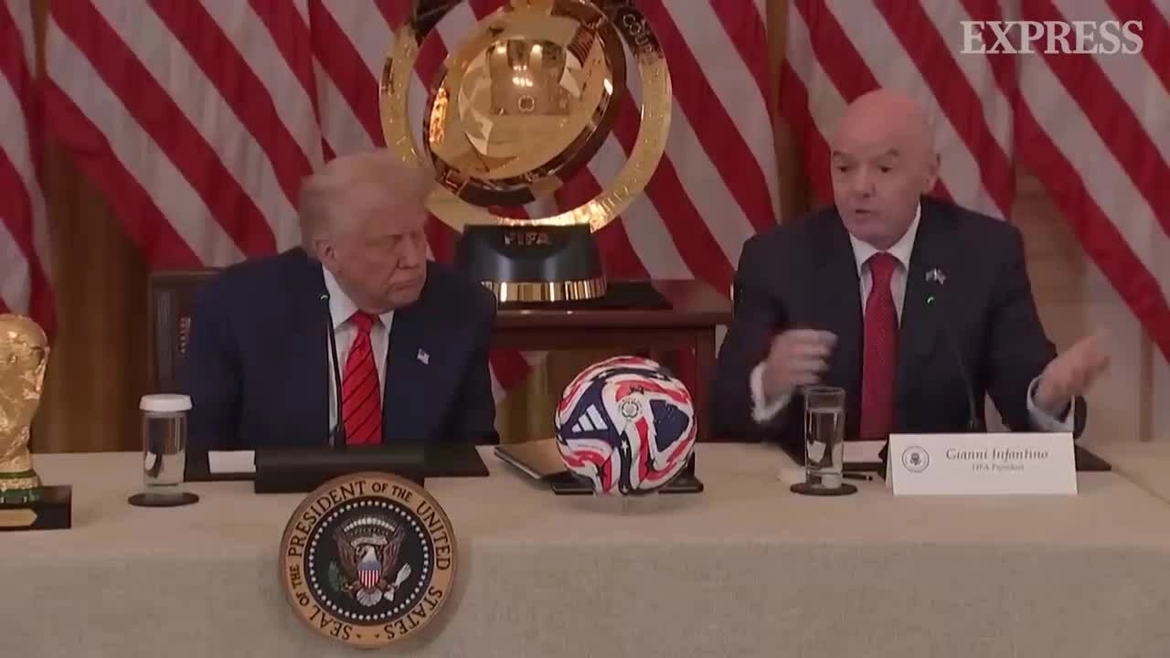 Ông Trump khen Chủ tịch FIFA Ông Trump khen Chủ tịch FIFA vì nhấn mạnh vai trò của Mỹ trong World Cup 2026