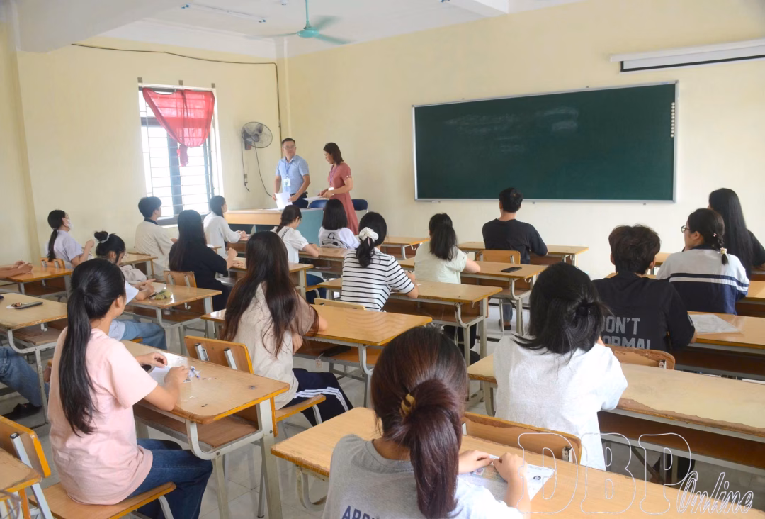 Điểm sàn ngành Sư phạm mầm non là 16,5, tăng cơ hội cho thí sinh Một buổi học của thầy và trò Trường PTDTBT Tiểu học Chua Ta, xã Xa Dung.