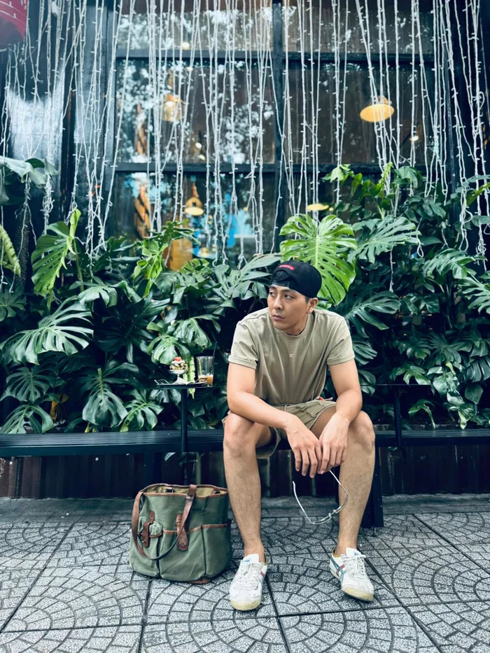 Diễn viên Quang Sơn từng trải qua giai đoạn khó khăn vì mắc ung thư. Ảnh: FBNV