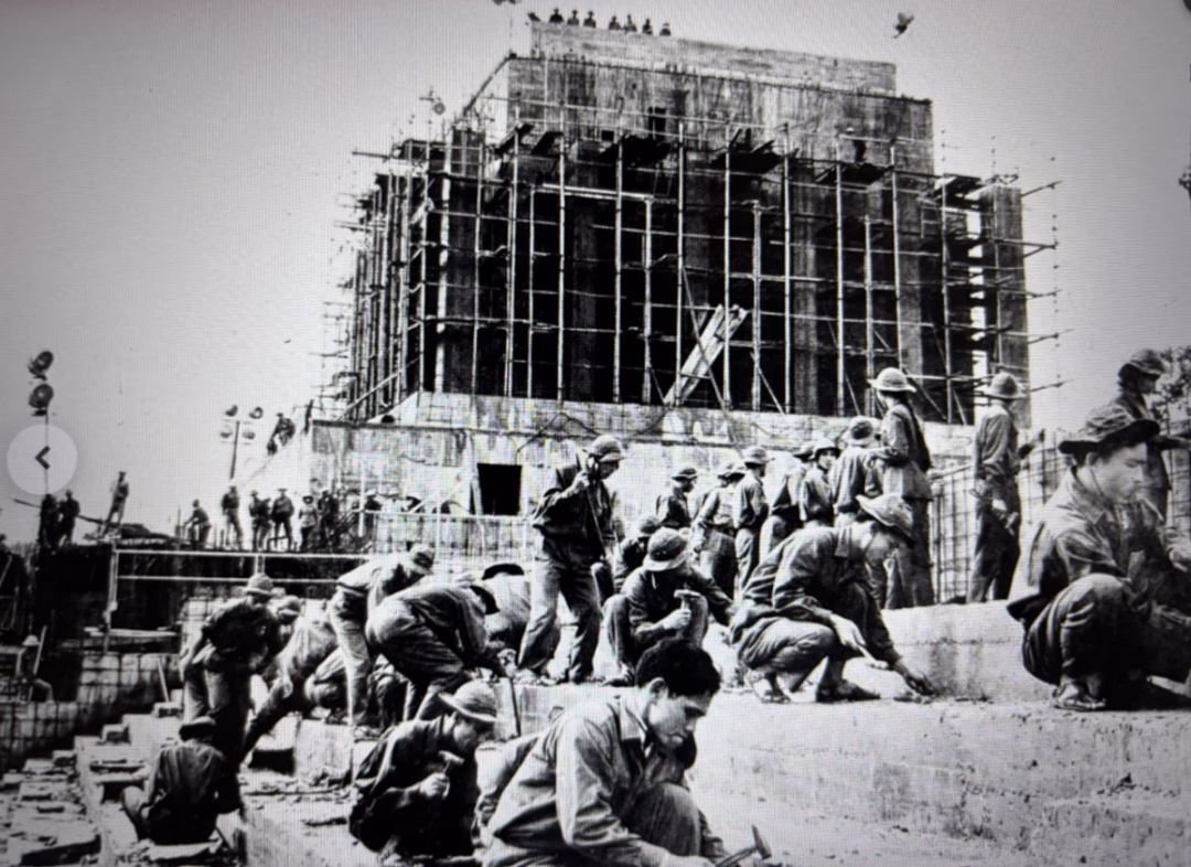 hình ảnh quý về quá trình xây dựng lăng chủ tịch hồ chí minh hình ảnh 7