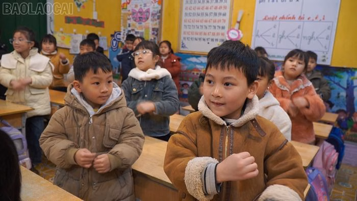 B&agrave;i tập vận động tại trường Sa Pa