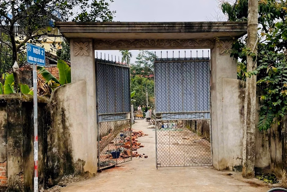 Dở khóc dở cười vì “đất mình, ngõ người”- Ảnh2. Dở khóc dở cười vì “đất mình, ngõ người”- Ảnh2.