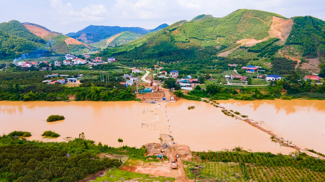 Cầu Đèo Gia khi hoàn thành sẽ là một trong những công trình giao thông quan trọng của huyện Lục Ngạn Bắc Giang: Nỗ lực đẩy nhanh tiến độ thi công cầu Đèo Gia
