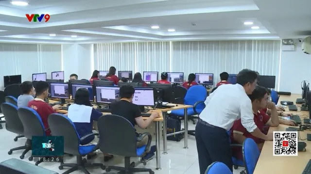 Thu hút sinh viên bằng chính sách học bổng