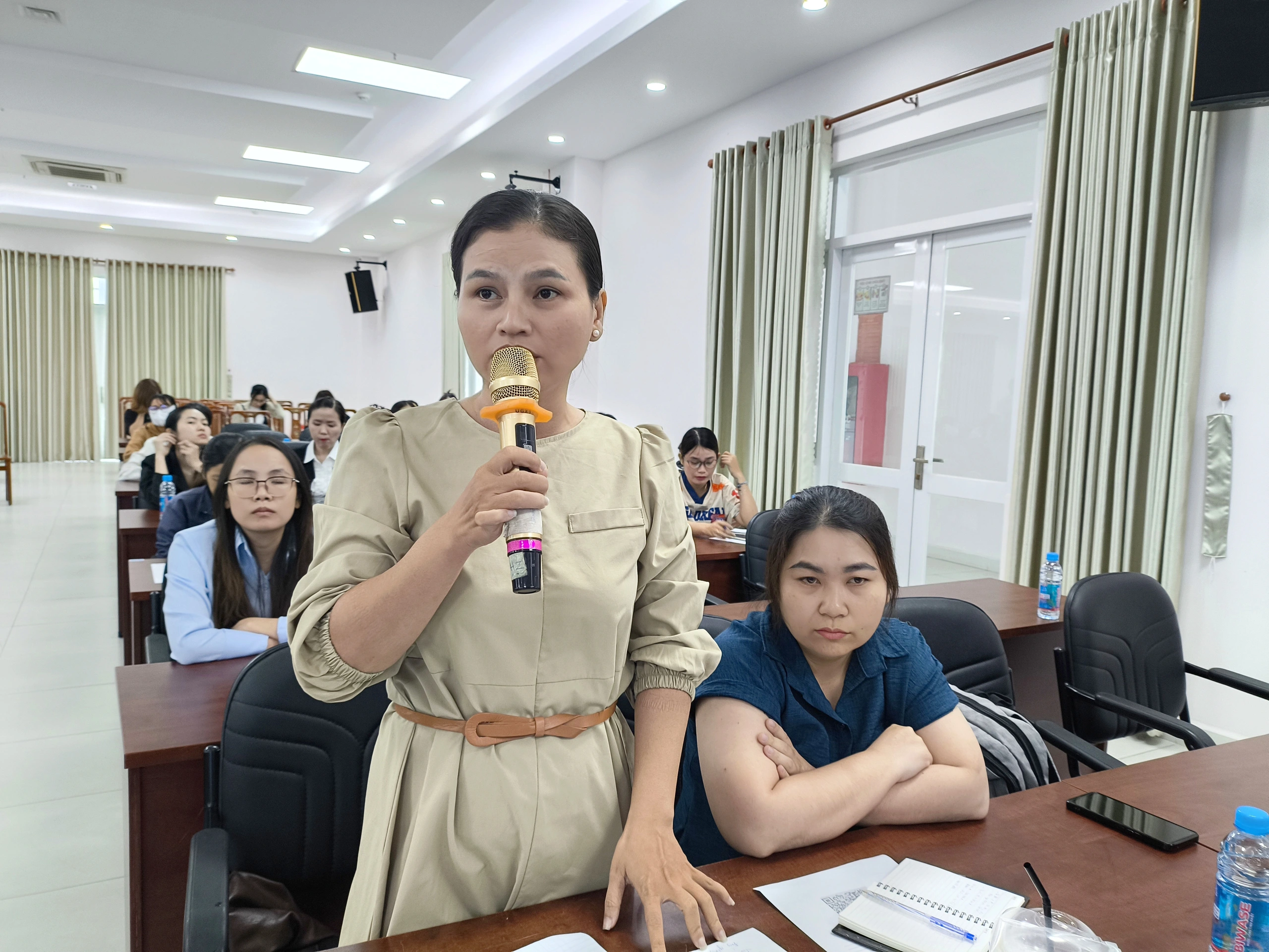 Đại diện doanh nghiệp ở địa bàn Bình Dương cũ chia sẻ tại hội nghị ngày 18.7