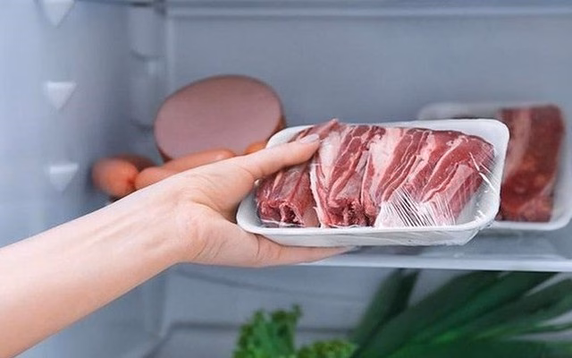 Cách chuẩn bị thực phẩm và nhu yếu phẩm khi vào mùa mưa bão Siêu thị, chợ