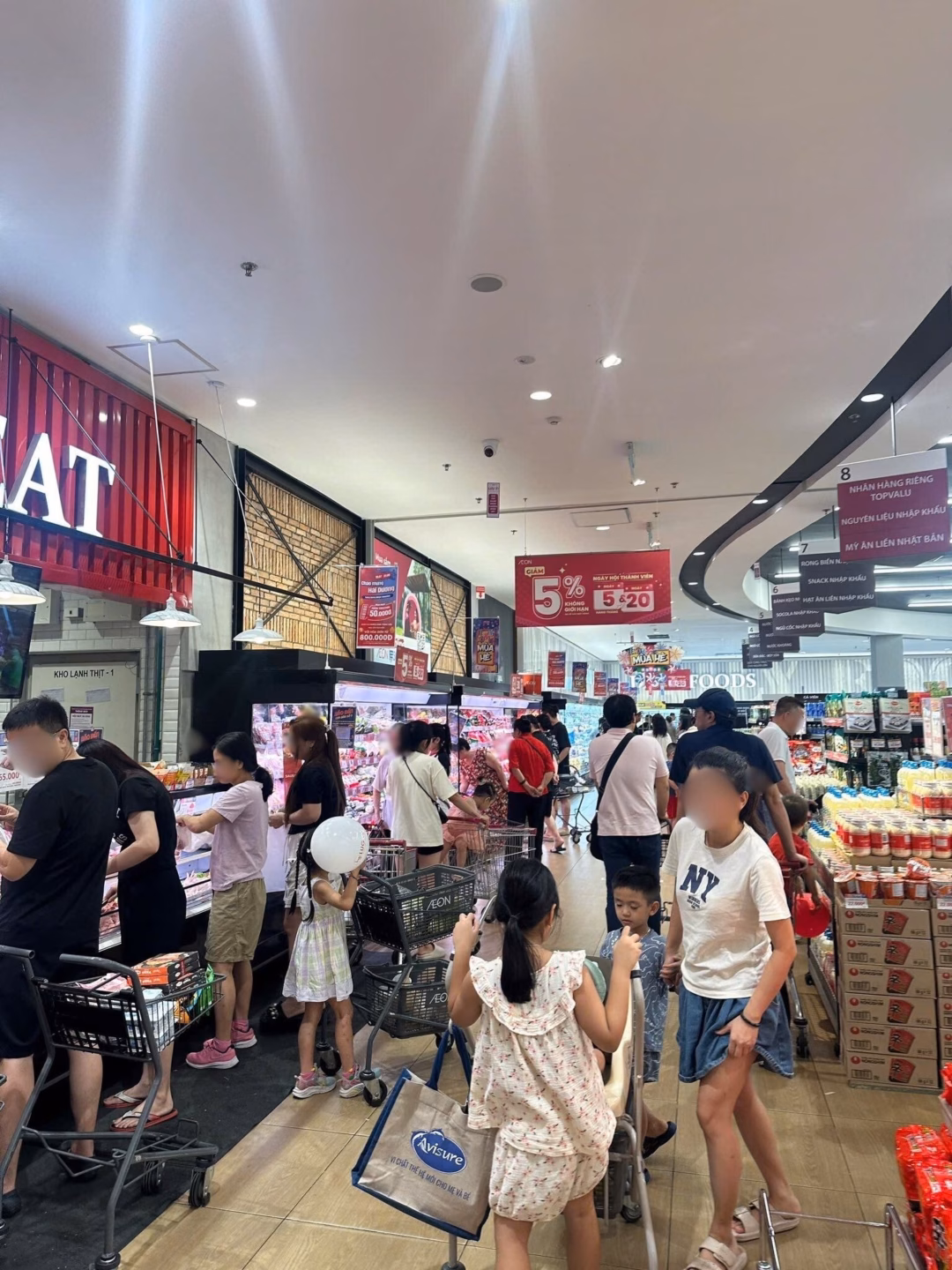 Cách chuẩn bị thực phẩm và nhu yếu phẩm khi vào mùa mưa bão Siêu thị, chợ