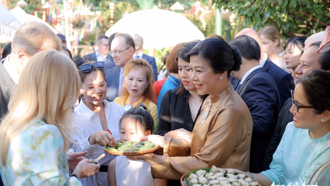 Tưng bừng khai mạc Lễ hội Văn hóa Việt Nam đầu tiên trên quảng trường Đỏ