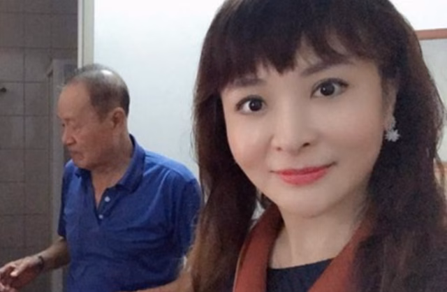 Tương Bình tâm sự sau khi phát hiện vợ ngoại tình với con rể, cha cô vẫn coi như không có chuyện gì xảy ra