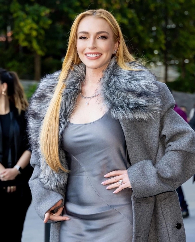Diễn viên tham dự tuần thời trang New York tháng 12/2024. Ảnh: Instagram/ Lindsay Lohan