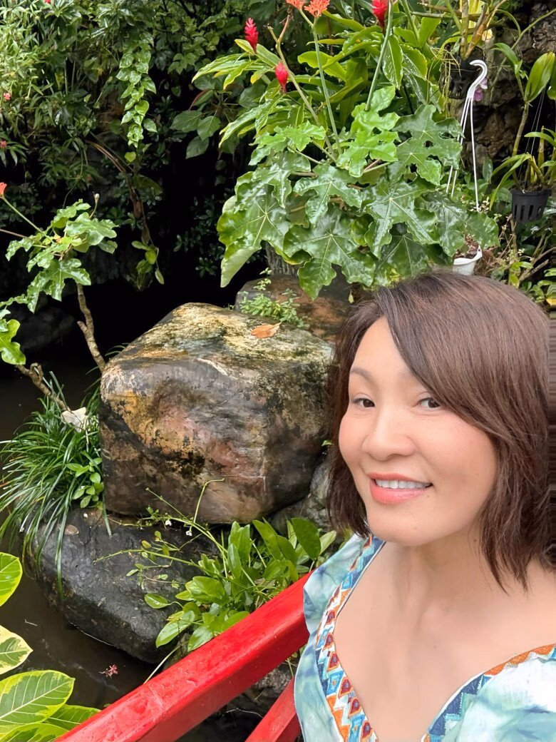 Cô tâm sự: Tôi cũng thèm cảm giác sau một ngày làm việc có người nào đó gọi điện cho mình, mình than là hôm nay bị muỗi cắn nhiều quá.