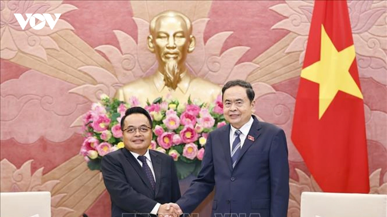 Chủ tịch Quốc hội Trần Thanh Mẫn tiếp Chủ tịch Kiểm toán Nhà nước Lào