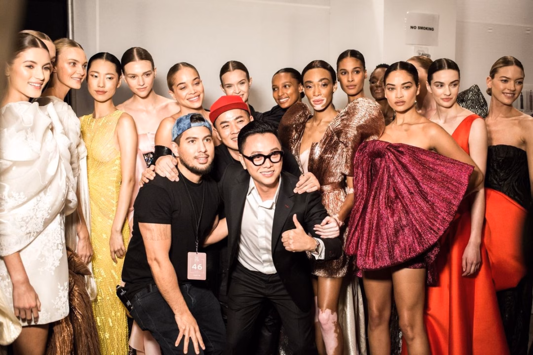 Nguyễn Công Trí là cái tên nổi đình đám trong làng thời trang, được gọi là nhà thiết kế của các sao quốc tế.