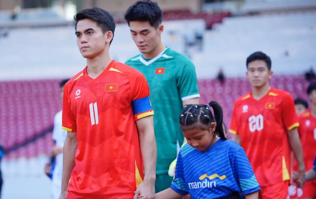 Đội trưởng U23 Việt Nam: Chúng tôi sẵn sàng cho trận chung kết gặp Indonesia Khuất Văn Khang mong được tham dự World Cup (Ảnh: AFC).