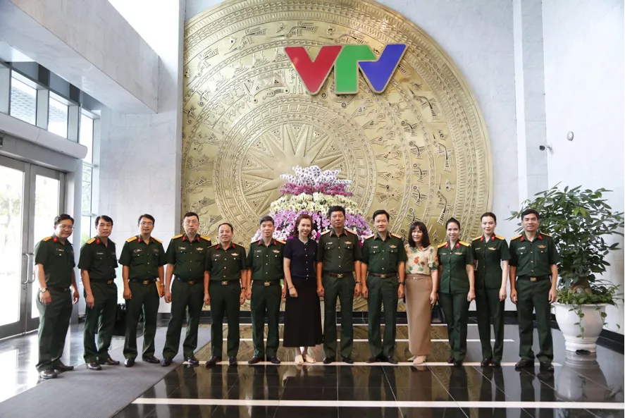 BTC Chương trình đón tiếp các lực lượng quân đội.