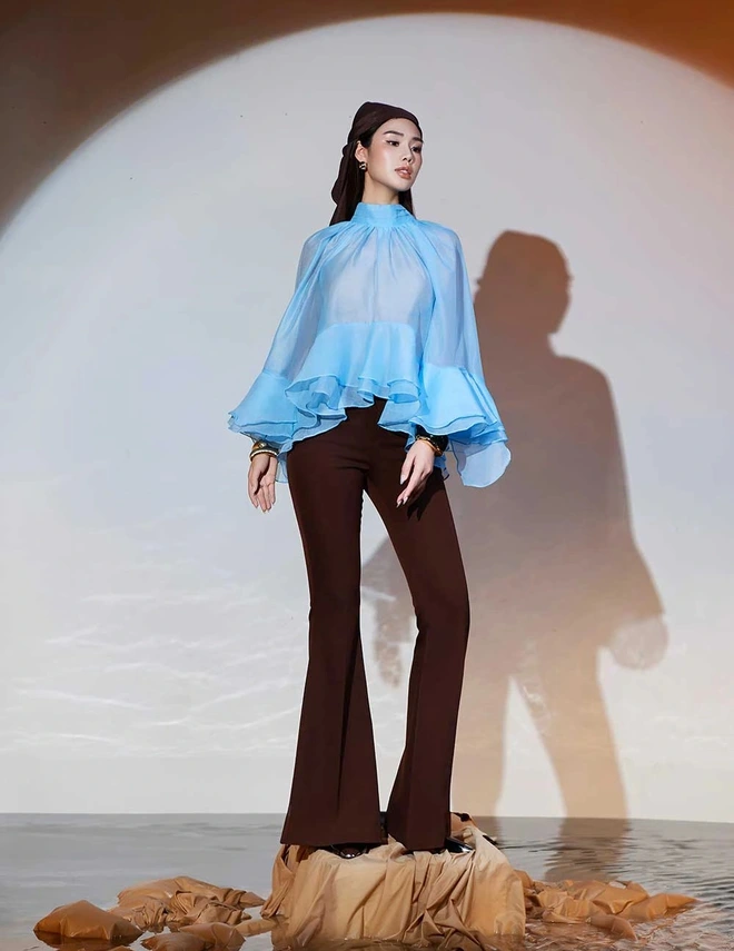 Bảng màu và họa tiết hoa giúp nàng tỏa sáng trong mùa thu 2025- Ảnh 9.