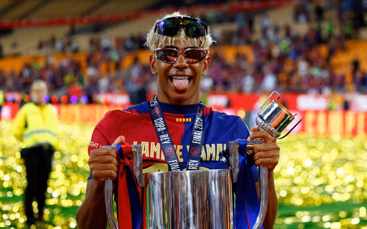 Neymar viết thư xin lỗi vì chửi mắng cổ động viên ngay trên sân - Ảnh 3.