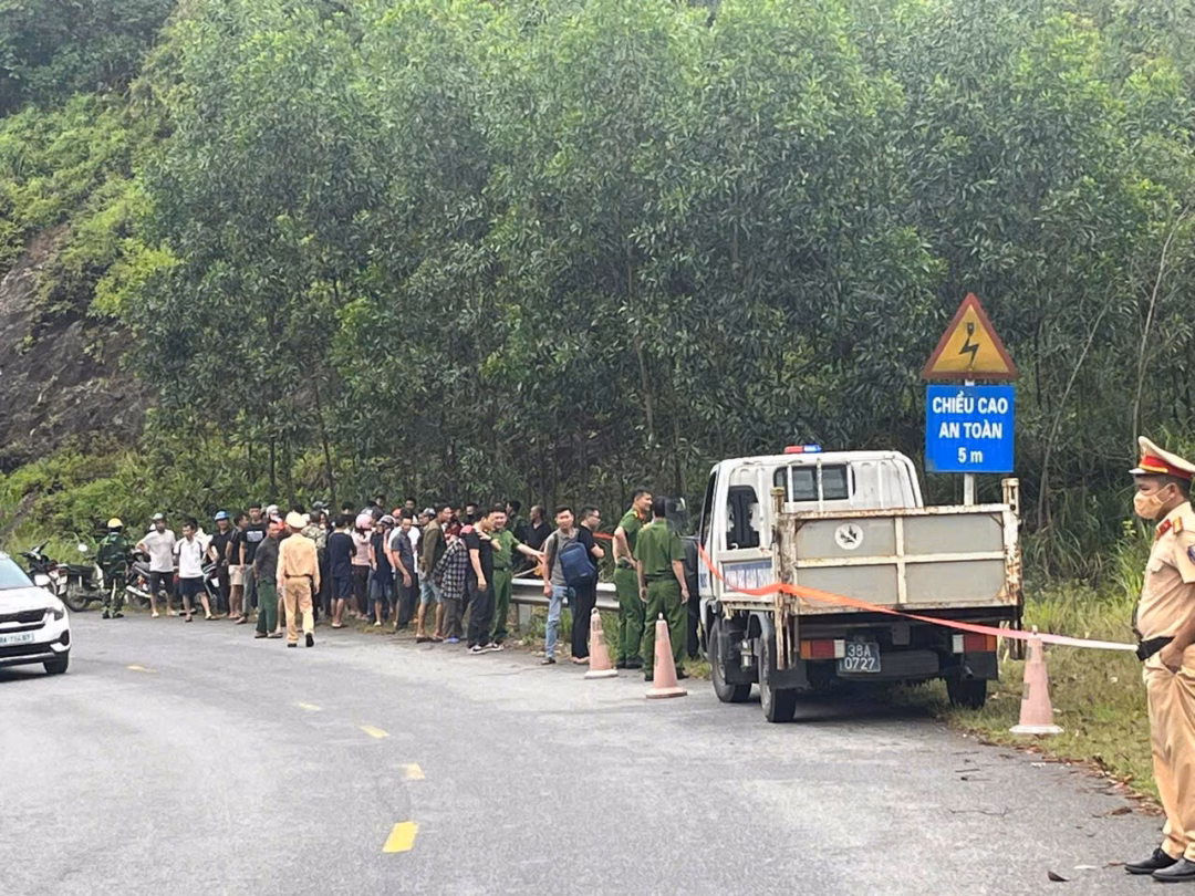 Hiện trường nơi phát hiện thi thể nam giới. Ảnh: CTV