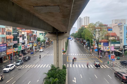 CSGT Hà Nội khuyến cáo người dân hạn chế ra đường