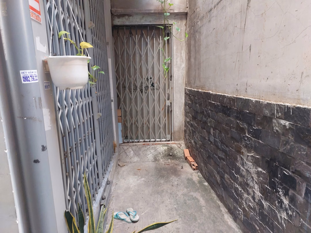 [CẬP NHẬT] Vụ thi thể nữ trong vali ở TP.HCM: Bạn trai câm điếc khai gì?