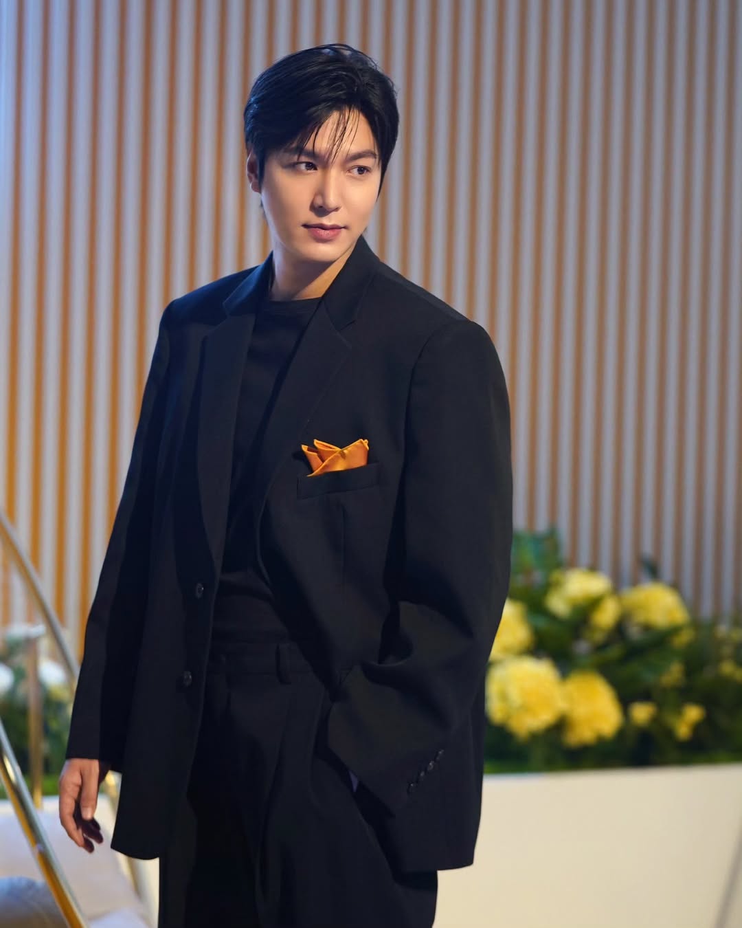 Huyền Baby ‘đe dọa’ Lee Min Ho với nhan sắc lộng lẫy Clip: Mỹ nhân Việt đẹp đến mức khiến Lee Min Ho phải 2 lần ngắm nghía không rời tại sự kiện- Ảnh 10.