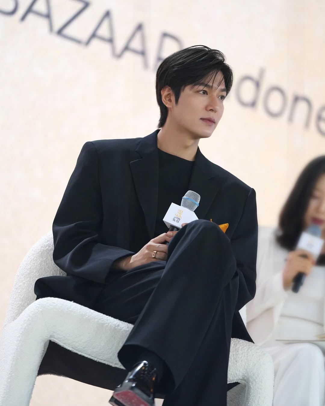 Huyền Baby ‘đe dọa’ Lee Min Ho với nhan sắc lộng lẫy Vẻ ngoài bảnh bao, điển trai của Lee Min Ho tại sự kiện vừa qua