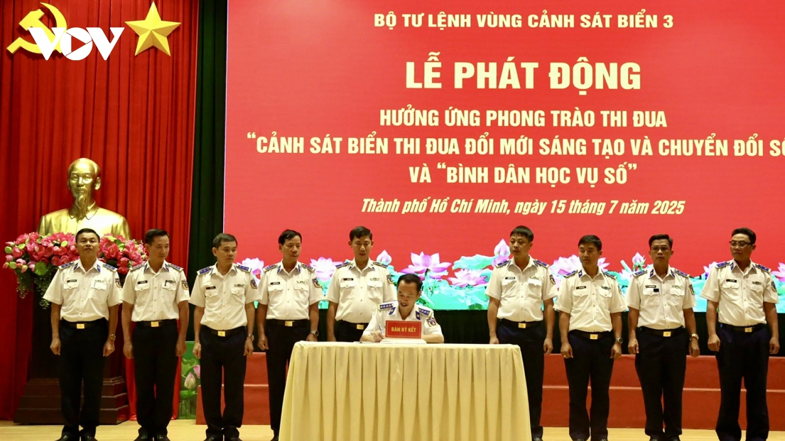 Diễn đàn Chuyển đổi số khu vực công: Nền tảng cho phát triển kinh tế xã hội Cảnh sát biển 3 thi đua chuyển đổi số