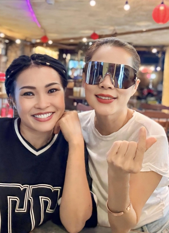 MC Mai Ngọc tiết lộ niềm vui khi nuôi con, nhiều sao Việt để lộ diện mạo con Đôi bạn thân Phương Thanh - Mỹ Lệ tụ họp.